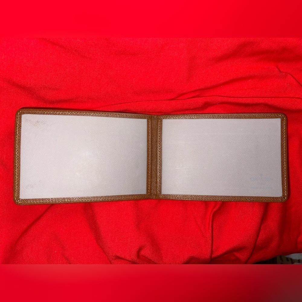 AUTHENTIC LV Taiga Card Holder VG-E condition - Picture 6 of 16